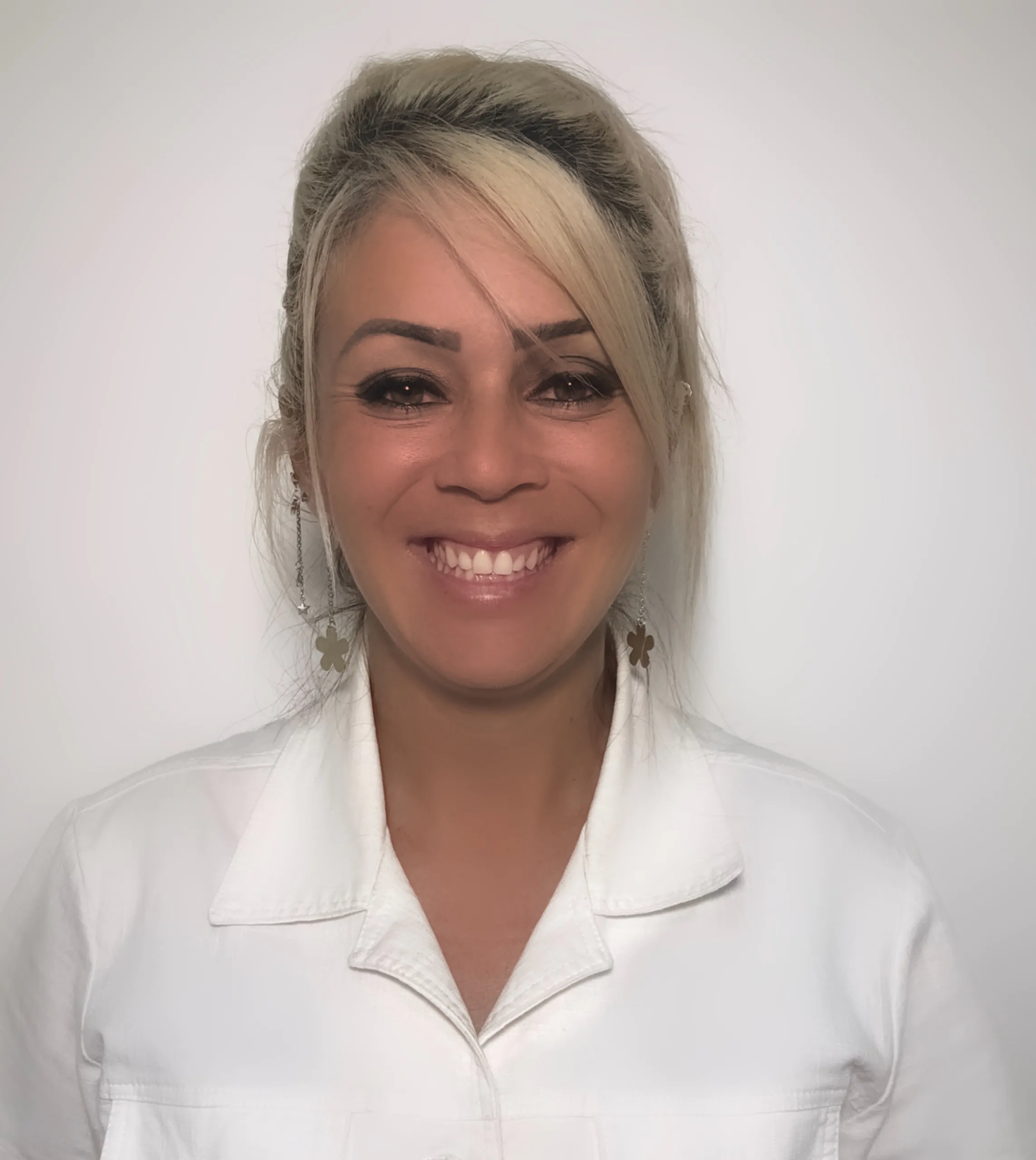 Espaço Jessica Campos é referência em megahair e colorimetria na Zona Leste de São Paulo 2 emanuele martins