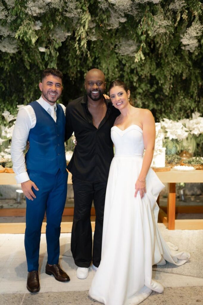 O Casamento dos Sonhos: Dr. Marcos Fernandes e Dra. Laura Trovão Celebram o Amor em Grande Estilo 2 7fc23ae4 eab5 4e13 92f0 7d3baef13240