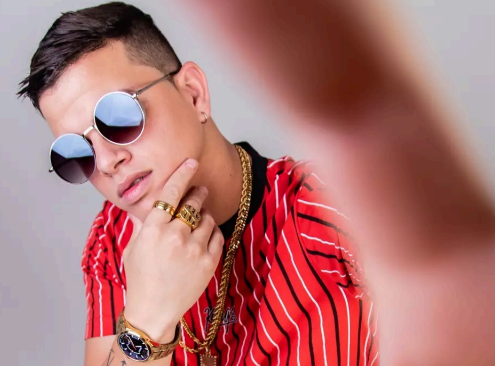 Rap/Trap: Eice é a Nova Voz Que Está Conquistando o Brasil 1 Captura de tela 2024 10 08 182644
