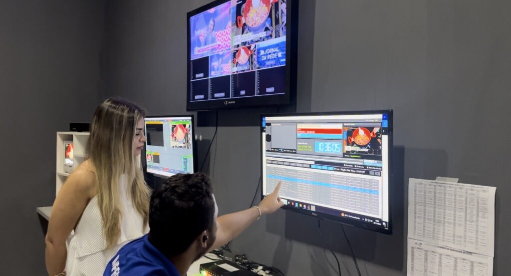 Visita da Modelo e Apresentadora Luíza Malavazzi à Afiliada da Rede TV em Tocantins 1 IMG 0332