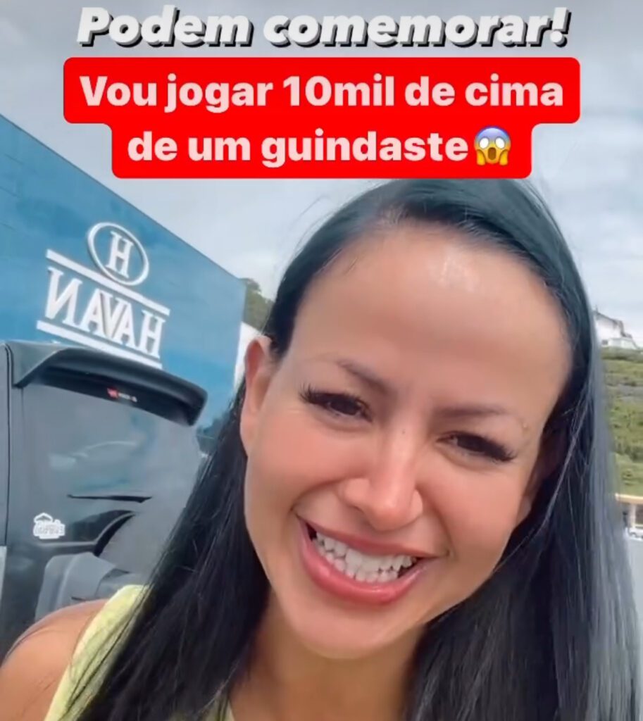 Influencer Bell Ponciano conta para a Rede TV sobre fama de jogar dinheiro do helicóptero 1 IMG 5122
