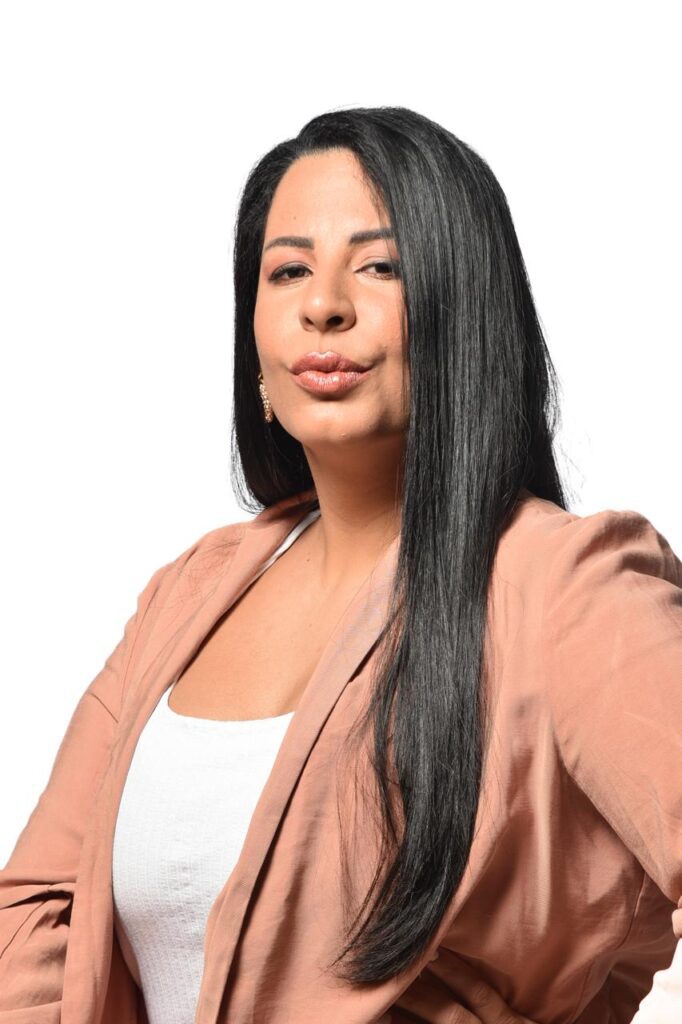 Com uma década de experiência Dra. Pamella é pioneira no ABC Paulista com trabalhos em lente de resina 2 WhatsApp Image 2024 06 09 at 09.35.54 1