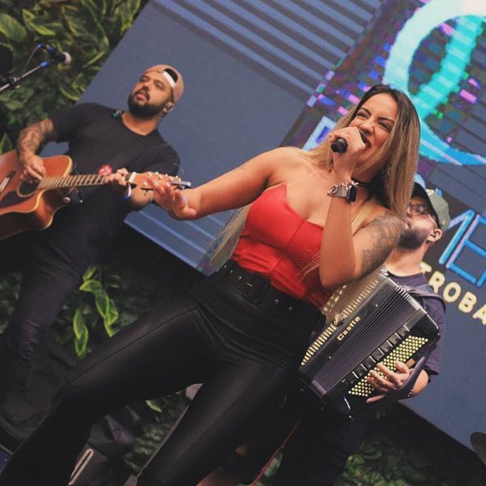 Day Cardoso: A Voz que Conquista a Noite Paulistana 2 WhatsApp Image 2024 10 17 at 11.10.39