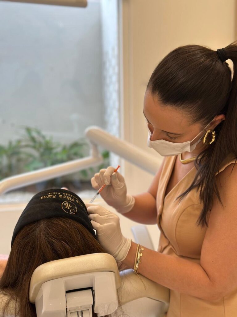 A Tendência da Harmonização Facial em 2025: A Visão da Dra. Ana Flávia Saroa Sobre Naturalidade e Elegância 1 cbcc0cda 2351 4513 b764 6aa23f4c88ae