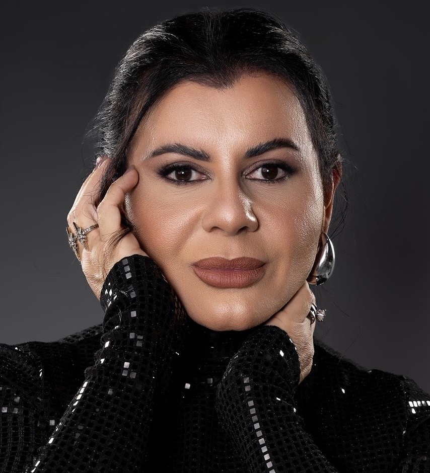 Dra. Edjany Sá: Autoridade em Beleza Madura para Mulheres 40