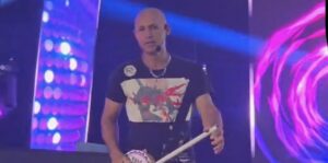 Diney, o Loko do Pandeiro: Uma Vida Dedicada à Música Diney, o Loko do Pandeiro: Uma Vida Dedicada à Música