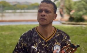 Do Beco aos Palcos: A Jornada de Magno Miguel Do Beco aos Palcos: A Jornada de Magno Miguel