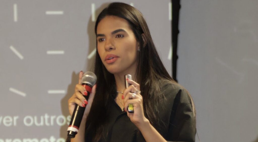 Mestre Julia Isabel Nonato: a estrategista que está reposicionando a psicologia organizacional como ativo de gestão nas empresas brasileiras
